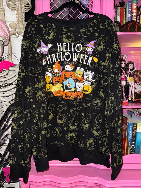Sanrio Other - Sanrio Halloween Sweatshirt size XXL